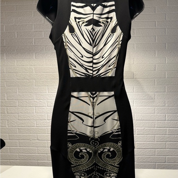 Eva Varro Black and White Halter Sheath Midi Dress - Picture 2 of 3